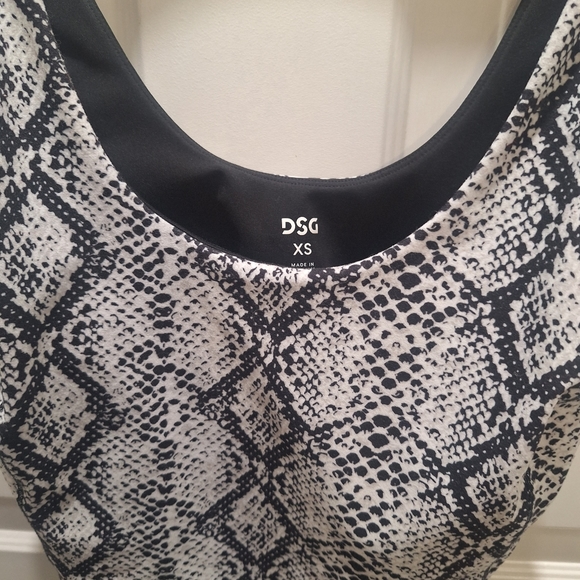 DSG Cropped Bra Lined Snake Skin Like Top Size XS - Picture 4 of 8